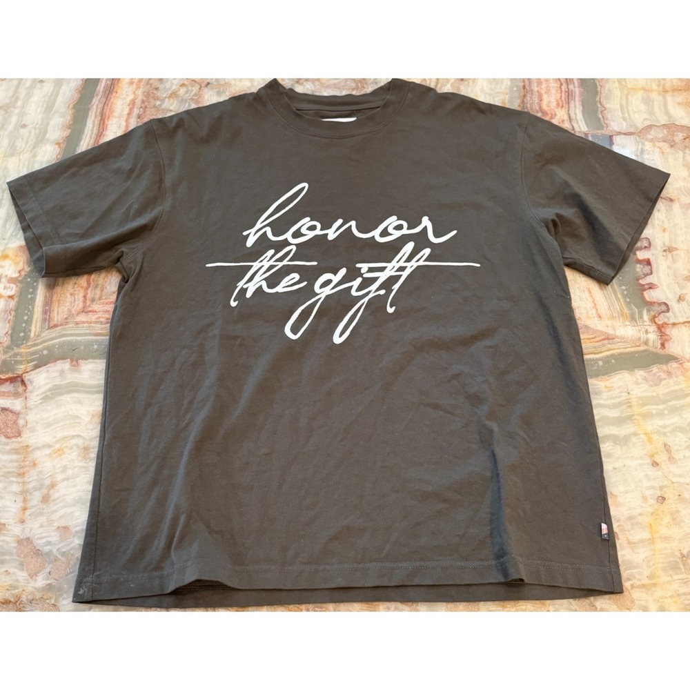 Honor the Gift Mens HTG Script T-Shirt Olive Green Crew Neck Short Sleeve Size M